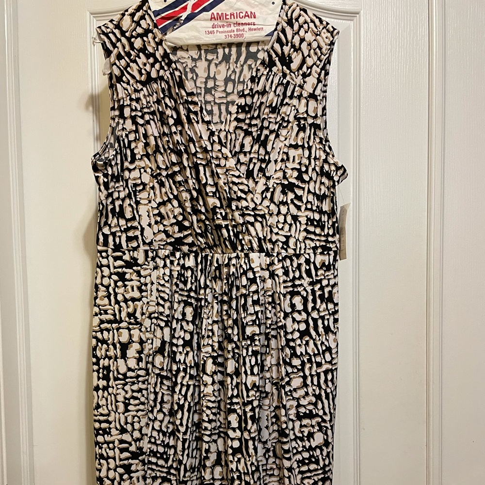 Charter Club Patterned Dress. Size Large.